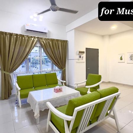 De Qasturee Klia@Kota Warisan Homestay Nearest To Airport Kampong Besut Екстер'єр фото